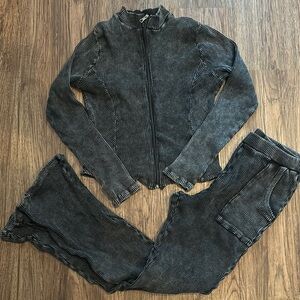 Black and Gray Ribbed Two-Piece Set